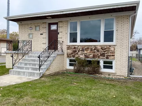 2656 W 98th Pl, Evergreen Park, IL 60805