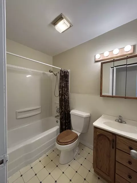 538 S 7th St, West Dundee, IL 60118 photo 7