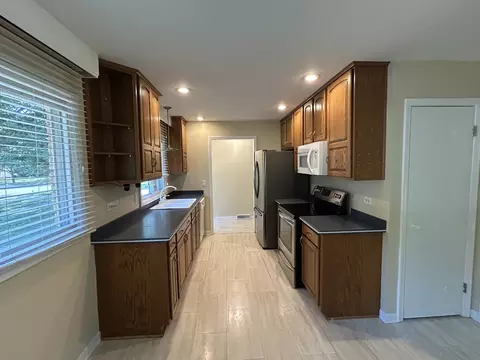 538 S 7th St, West Dundee, IL 60118 photo 3