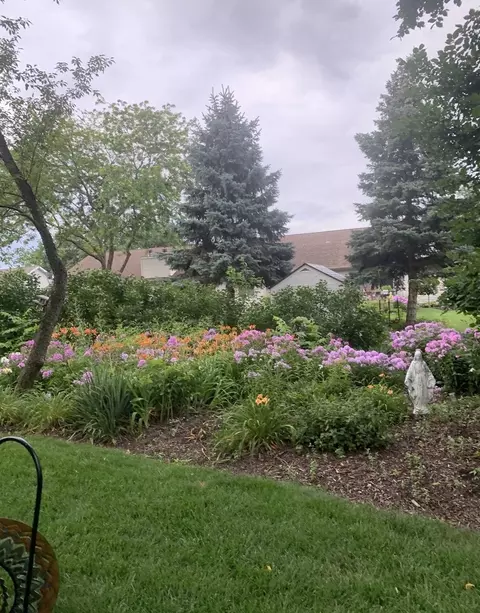 Exterior - 225 Sibley Dr, Minooka, IL 60447 photo 5 of 11