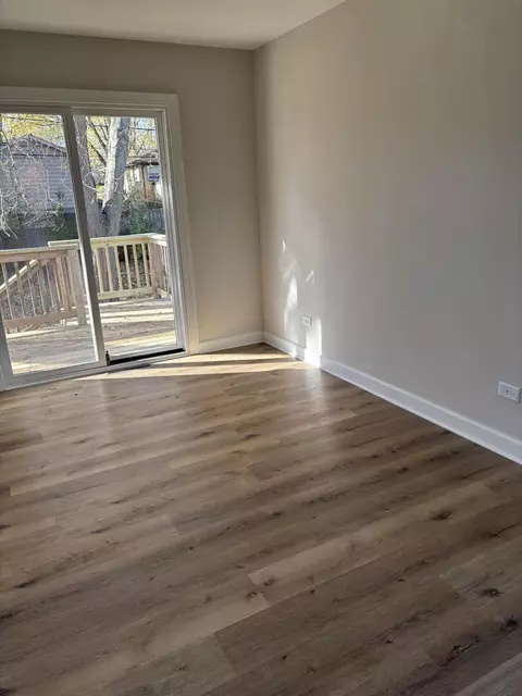613 S Broadway St, Mchenry, IL 60050 photo 3