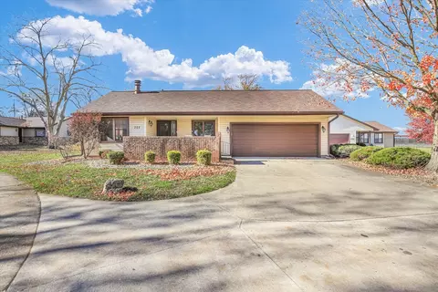 202 Spring Cir #0, Urbana, IL 61802