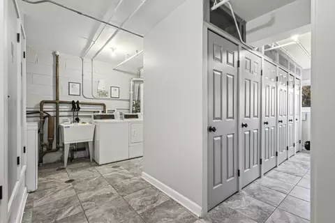 Other - 9561 Dee Rd #1D, Des Plaines, IL 60016 photo 2 of 2