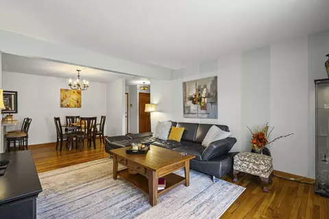 Living - 9561 Dee Rd #1D, Des Plaines, IL 60016 photo 1 of 3