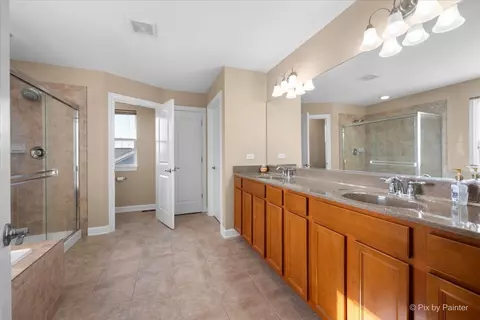 Bath - 4375 Rudyard Kipling Rd, Elgin, IL 60124 photo 3 of 5