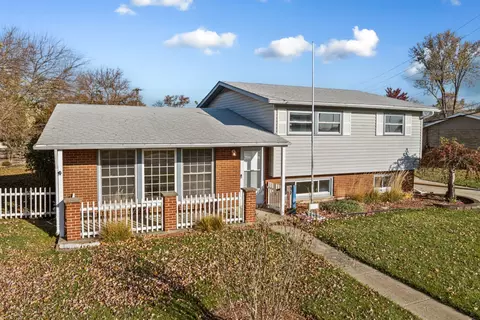 9446 Magnolia Ave, Mokena, IL 60448 photo 2