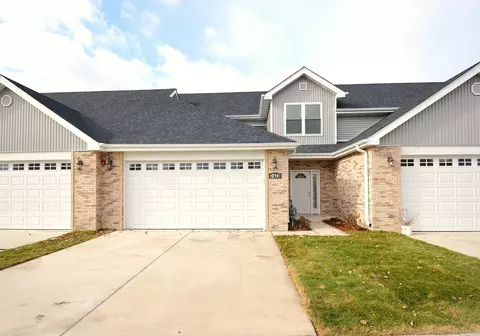 7423 Covington Pl, Justice, IL 60458