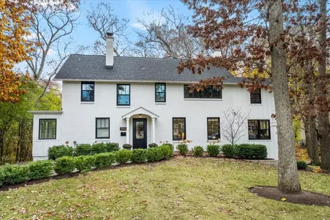 396 Orchard Ln, Highland Park, IL 60035