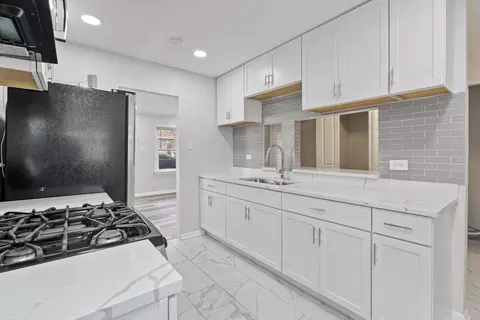 Kitchen - 6813 S Champlain Ave, Chicago, IL 60637 photo 2 of 2