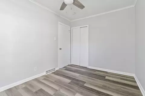 Bedroom - 6813 S Champlain Ave, Chicago, IL 60637 photo 3 of 3
