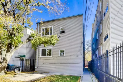 Exterior - 4640 N Saint Louis Ave, Chicago, IL 60625 photo 3 of 6