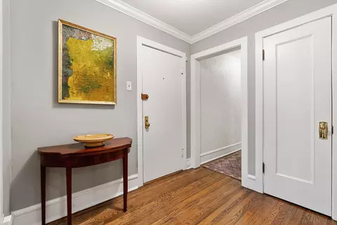 Entry Way - Undisclosed, Chicago, IL 60657 photo 1 of 1