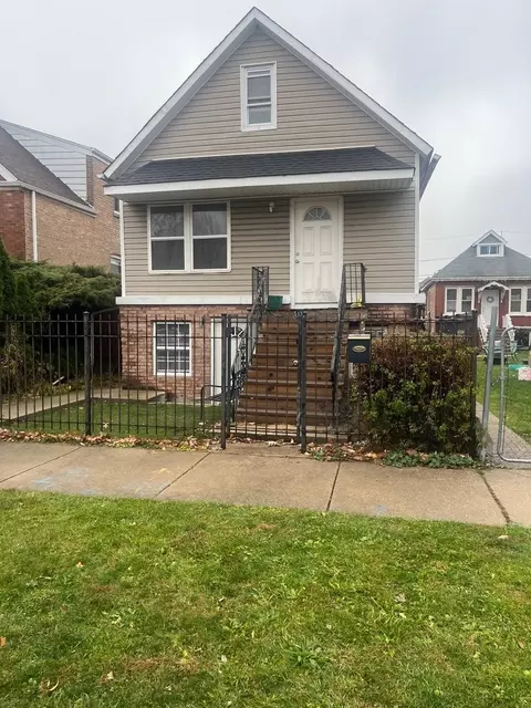 5136 S Richmond St, Chicago, IL 60632