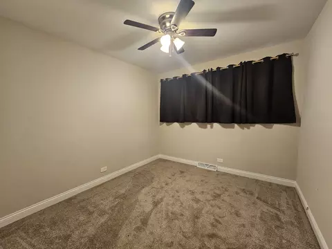 Bedroom - 3114 W 163rd St, Markham, IL 60428 photo 2 of 3