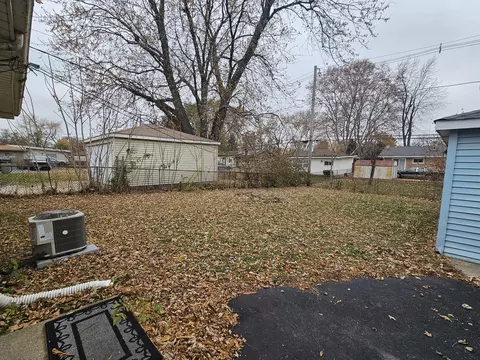 Exterior - 3114 W 163rd St, Markham, IL 60428 photo 3 of 3