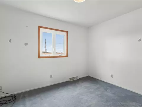 2110 E Angle Rd, Dakota, IL 61018 photo 25