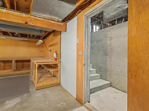 2110 E Angle Rd, Dakota, IL 61018 photo 32
