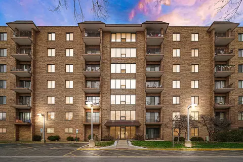 Undisclosed, Mount Prospect, IL 60056