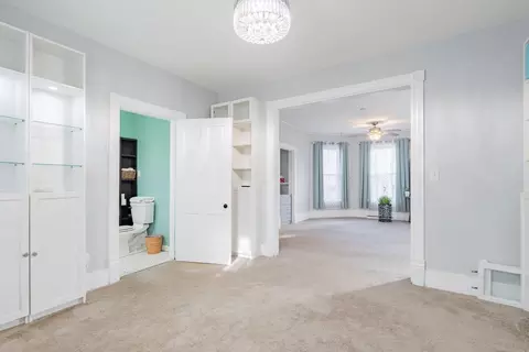 Living - 802 S Fell Ave, Normal, IL 61761 photo 3 of 3