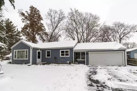 1348 Hinckley St, Montgomery, IL 60538