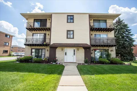 7345 W 85th Pl #3A, Bridgeview, IL 60455