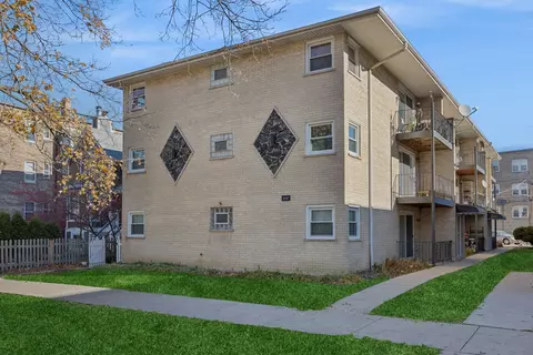 4147 N Kedvale Ave #1B, Chicago, IL 60641