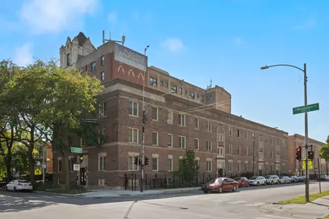 1167 E 61st St #2, Chicago, IL 60637