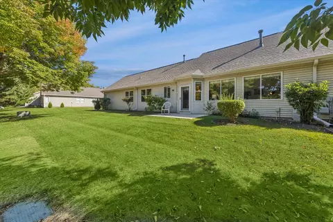 13232 S Bayberry Ln, Plainfield, IL 60544