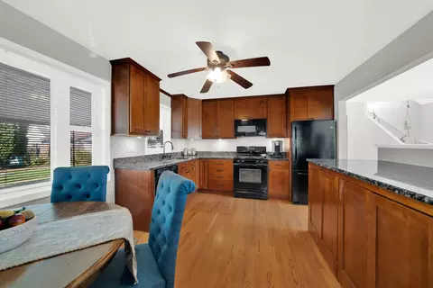 Kitchen - 8912 Windsor Ln, Bridgeview, IL 60455 photo 2 of 2