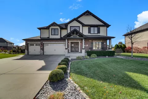 13735 W Lake Shore Ct, Manhattan, IL 60442