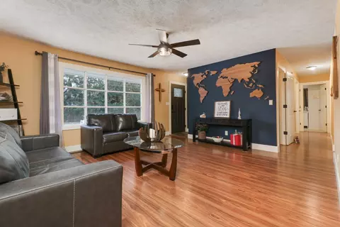 1222 Jersey Ave, Normal, IL 61761 photo 6