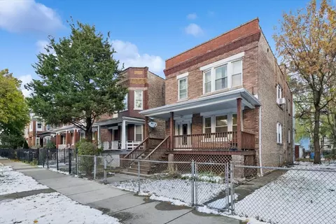 825 N Leclaire Ave, Chicago, IL 60651