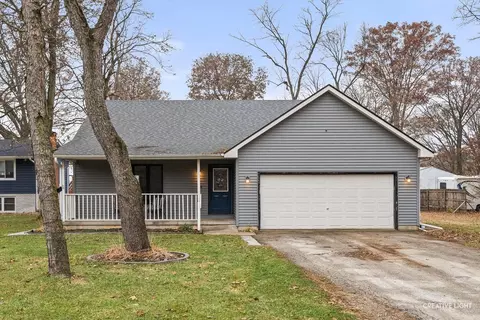 2712 N 3853rd Rd, Sheridan, IL 60551