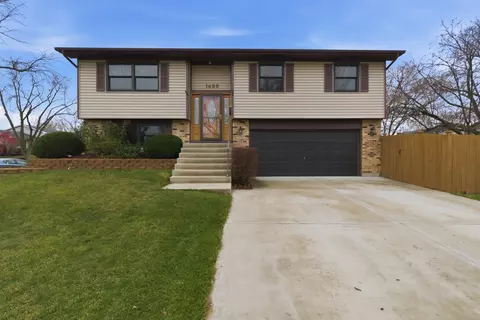 1688 President St, Glendale Heights, IL 60139