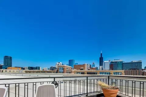 Undisclosed, Chicago, IL 60607 photo 30