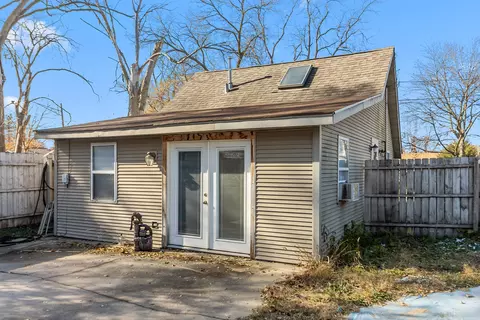 2822 Sewell St, Rockford, IL 61108