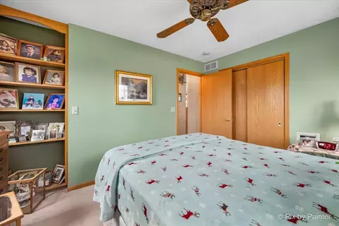 Bedroom - 17-130 Edgewater Dr, Lanark, IL 61046 photo 4 of 6