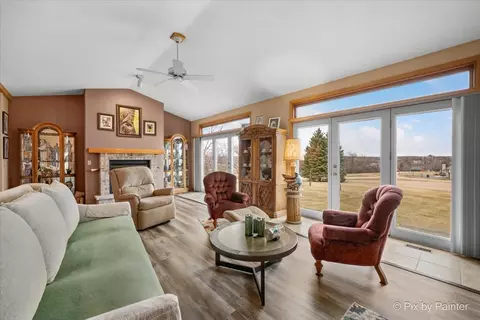 Living - 17-130 Edgewater Dr, Lanark, IL 61046 photo 3 of 3