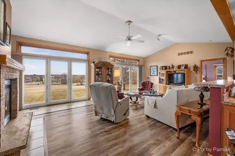 Living - 17-130 Edgewater Dr, Lanark, IL 61046 photo 1 of 3