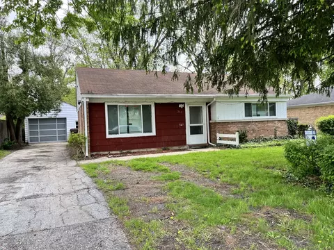 335 Manitowac St, Park Forest, IL 60466