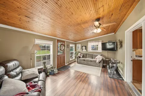 316 E Third St, Dixon, IL 61021 photo 18
