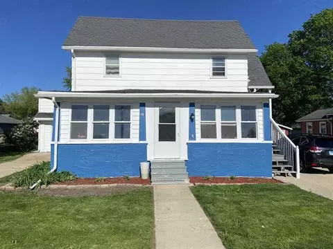 521 N Walnut St, Byron, IL 61010