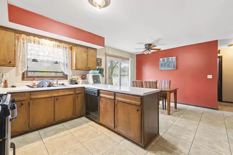 Kitchen - 391 Cornell Ln, Elgin, IL 60123 photo 1 of 2