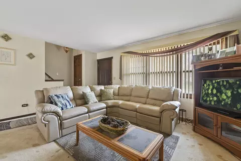 Other - 391 Cornell Ln, Elgin, IL 60123 photo 3 of 7