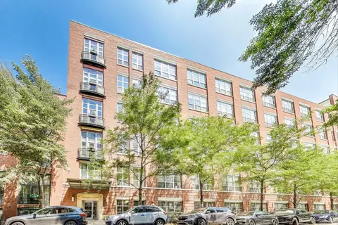 1735 N Paulina St #419, Chicago, IL 60622