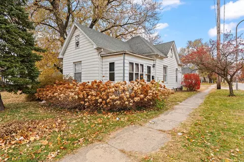 51 E Bradley Ave, Champaign, IL 61820