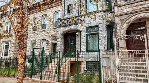 3602 S Prairie Ave, Chicago, IL 60653