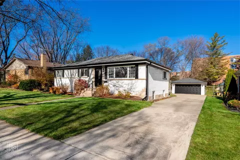 1722 Bonita Ave, Mount Prospect, IL 60056