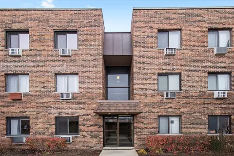 3615 E Central Rd #101, Glenview, IL 60025 photo 1