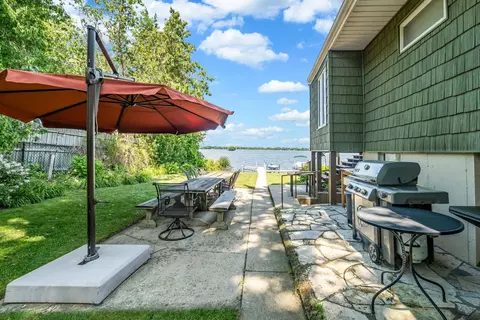 Exterior - 4018 Pitzen Rd, Johnsburg, IL 60051 photo 9 of 13